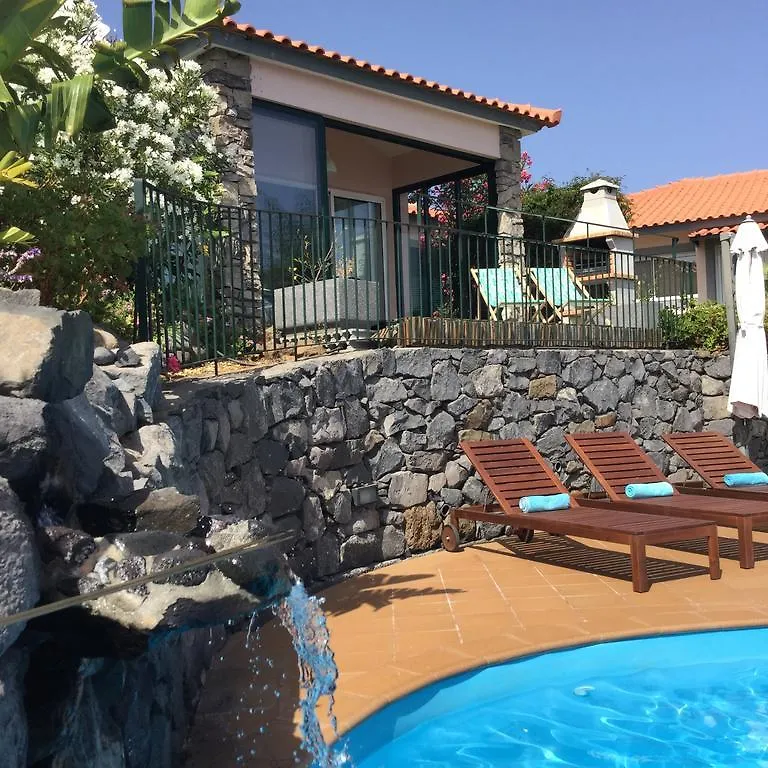 Banda Do Sol Self Catering Cottages Estreito Da Calheta 0*,