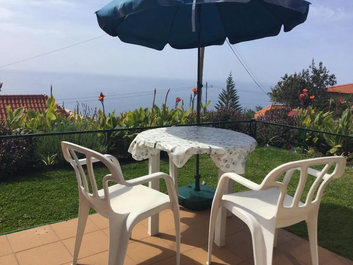 Banda Do Sol Self Catering Cottages Estreito Da Calheta Ferienhaus