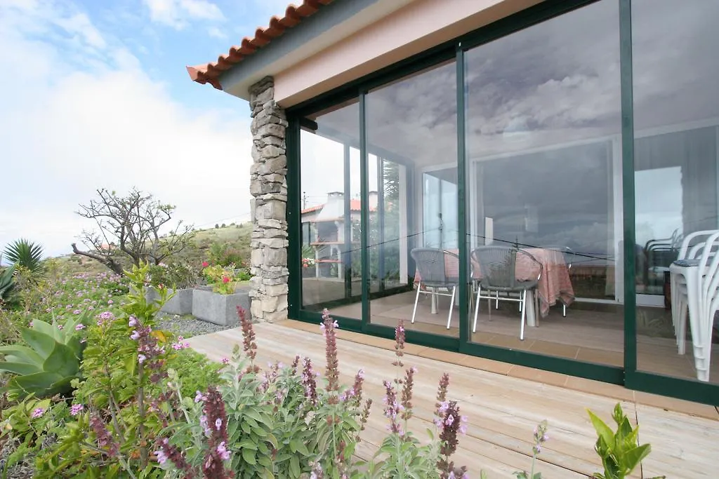 Ferienhaus Banda Do Sol Self Catering Cottages Estreito Da Calheta Portugal